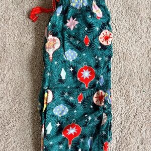 Festive Holiday Print Pajama Pants
